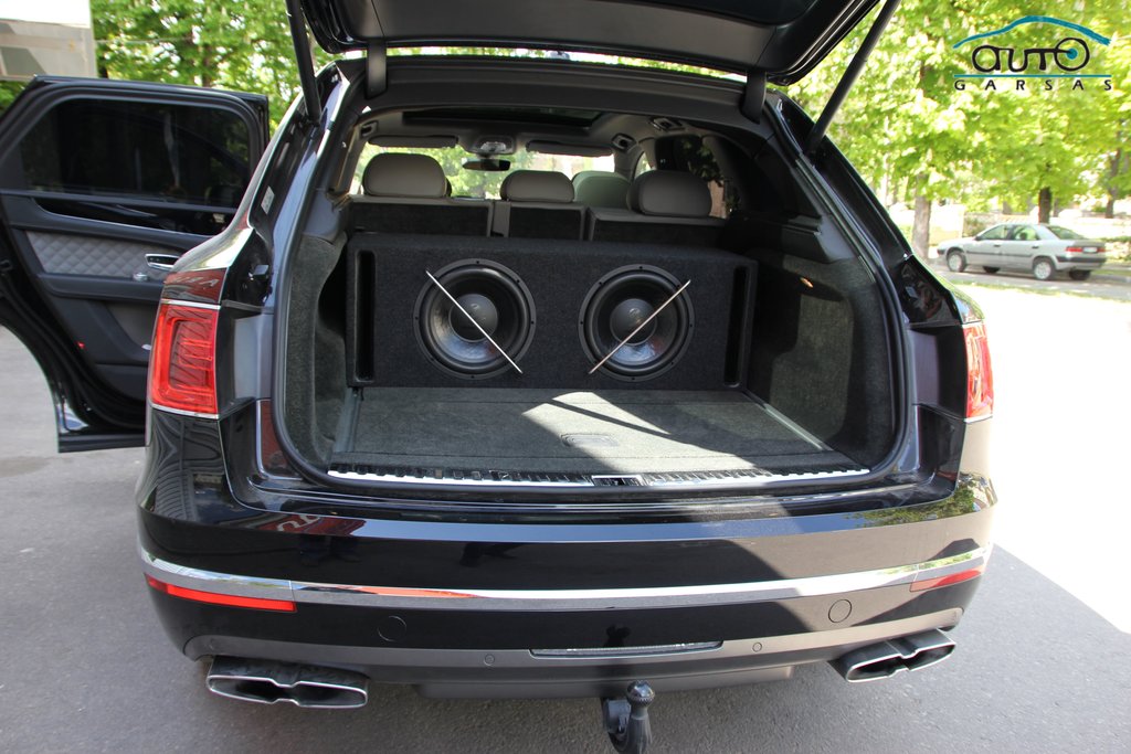 Bentley Bentayga audio equipment 