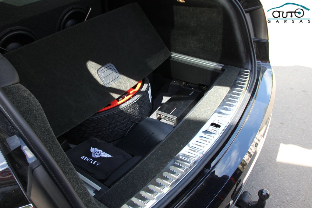 Bentley Bentayga audio equipment 