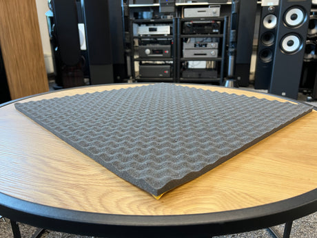 Autoshim 15 Garsą sugerianti medžiaga, su savaime prilimpančiu sluoksniu