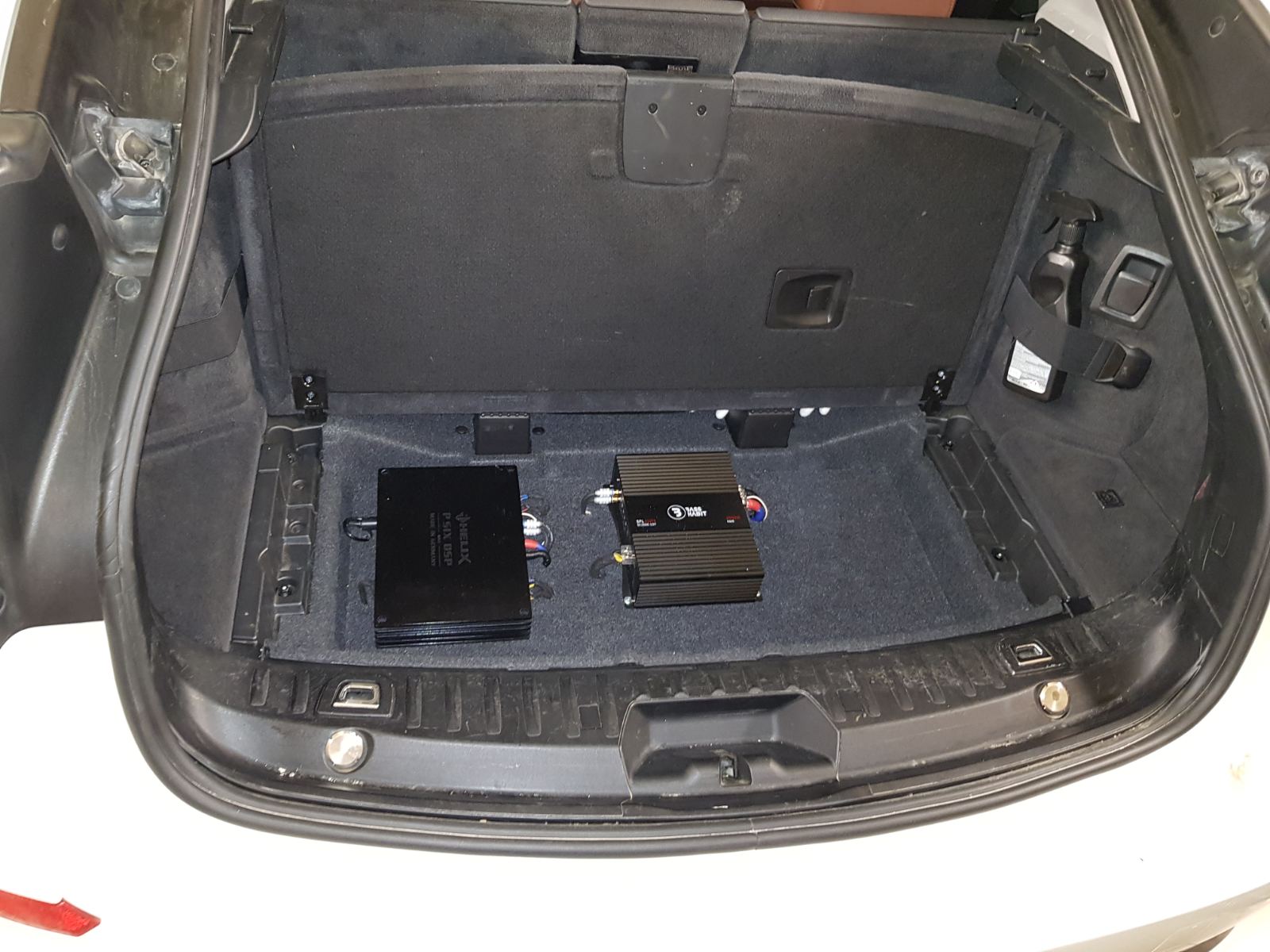 BMW GT audio installation