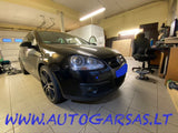 VW Golf subvuferio ir stiprintuvo montavimas Autogarsas.lt