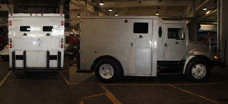 Armored car 
