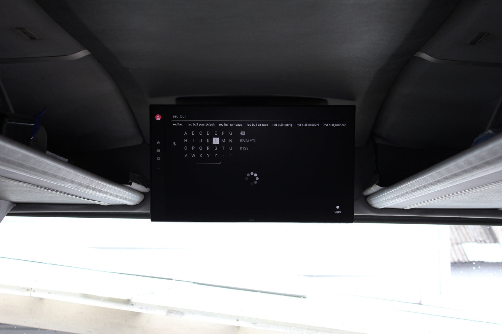 Installation of monitors, IP TV, Wifi, HD player on the bus 