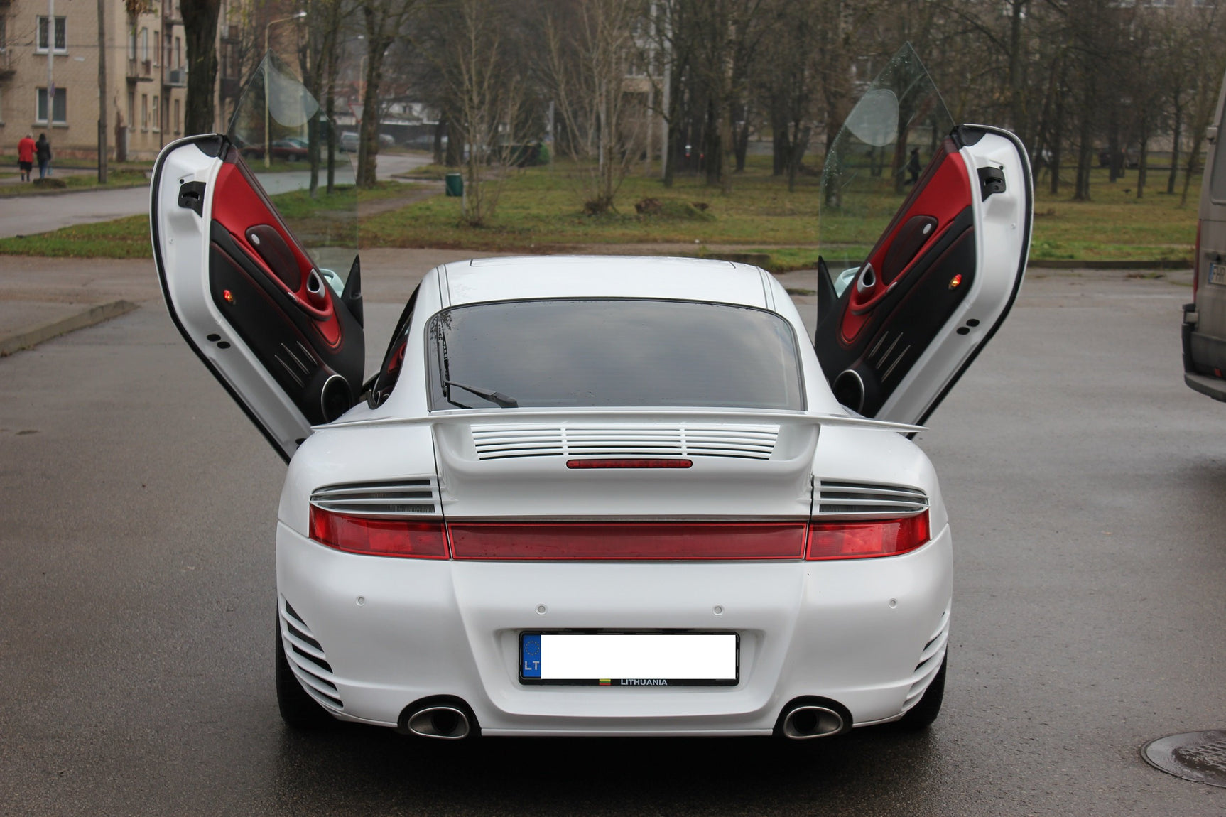 Porsche 911 garso aparatūra