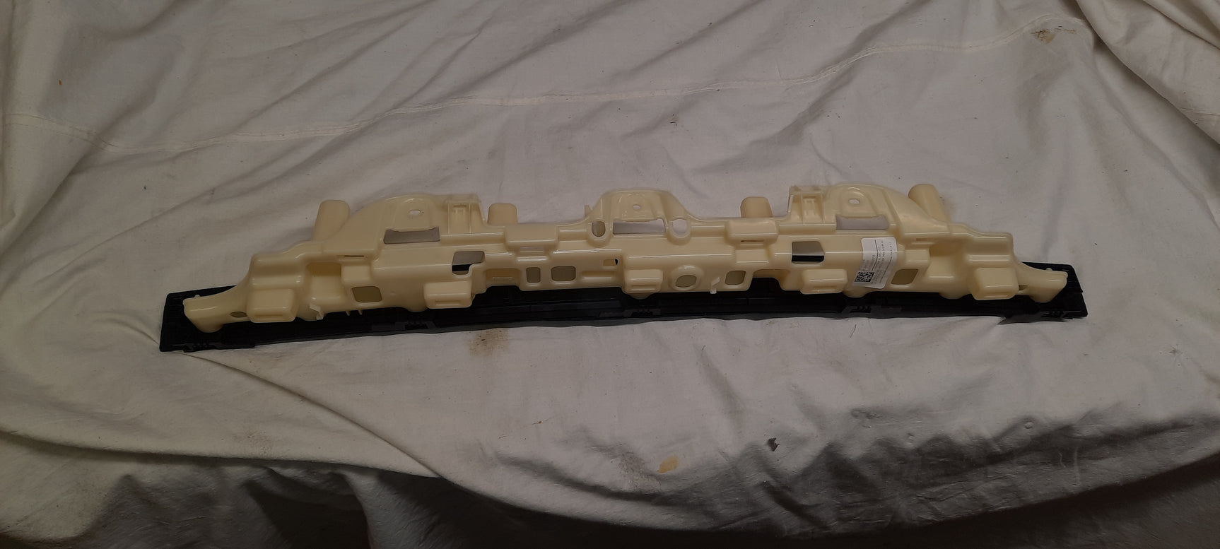 Tesla Model X Pilna garso izoliacija