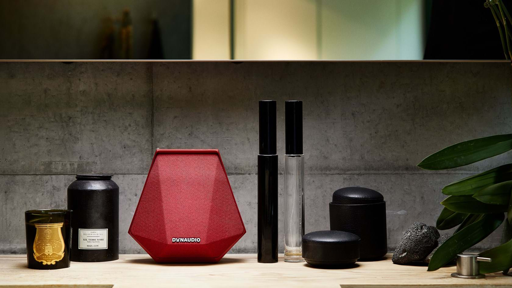 Bevielė muzikos sistema Dynaudio Music 1 Kolonėlės Dynaudio AUTOGARSAS.LT