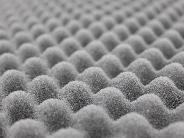 Akustinis porolonas žemų dažnių dežės vidui LaviLine BOOM01 Garso izoliacija LaviLine AUTOGARSAS.LT